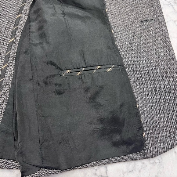 John Varvatos USA Herringbone Pattern Jacket, 44R Vintage Wool Blend - Picture 9 of 11